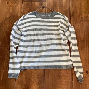 Gray and white sweater